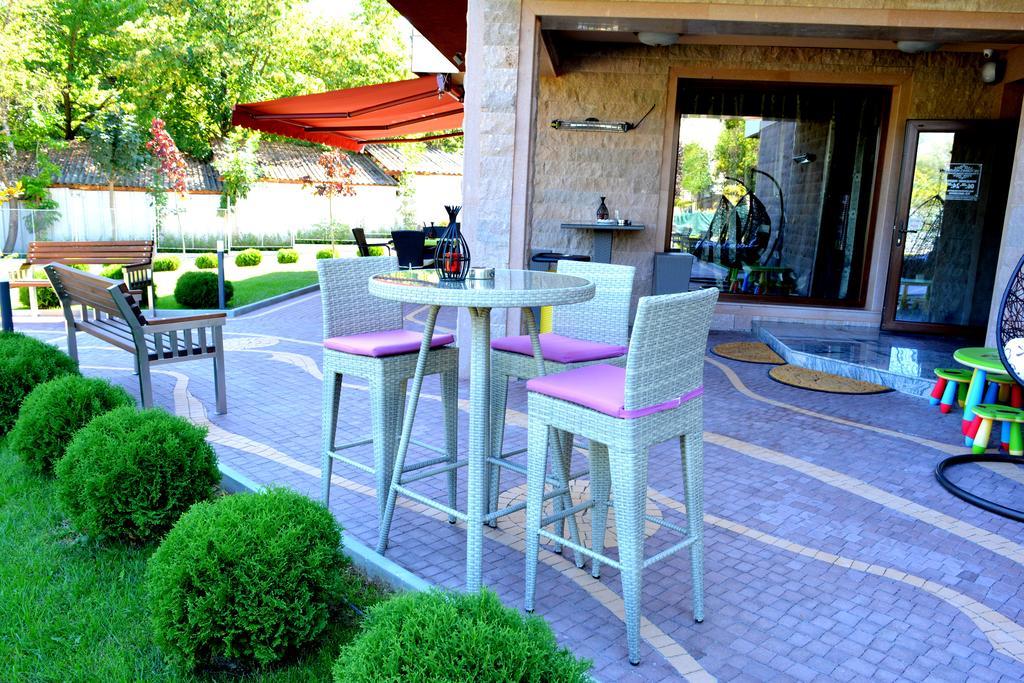 Hotel Victoriya'S House Chissarja Exterior foto
